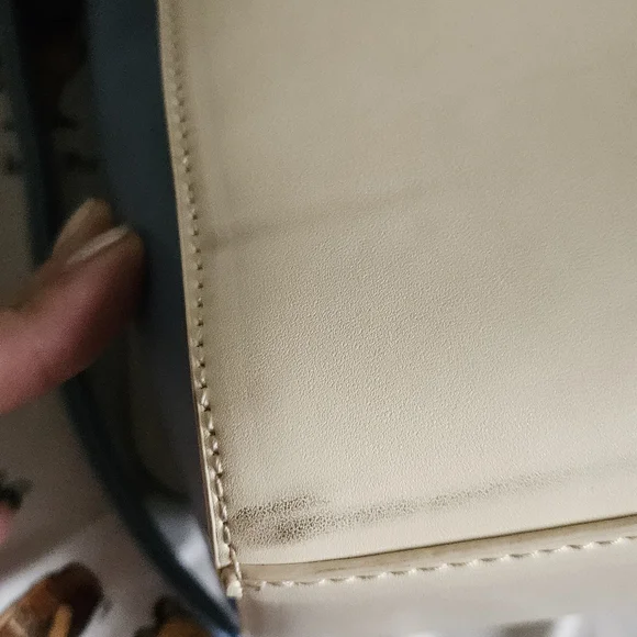 Loungefly Blue and Cream Winnie the Pooh Crossbody Bag - Picture 6 of 6